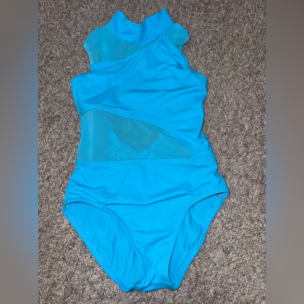 7/8 IC Asymmetrical Keyhole Leotard
MT11612